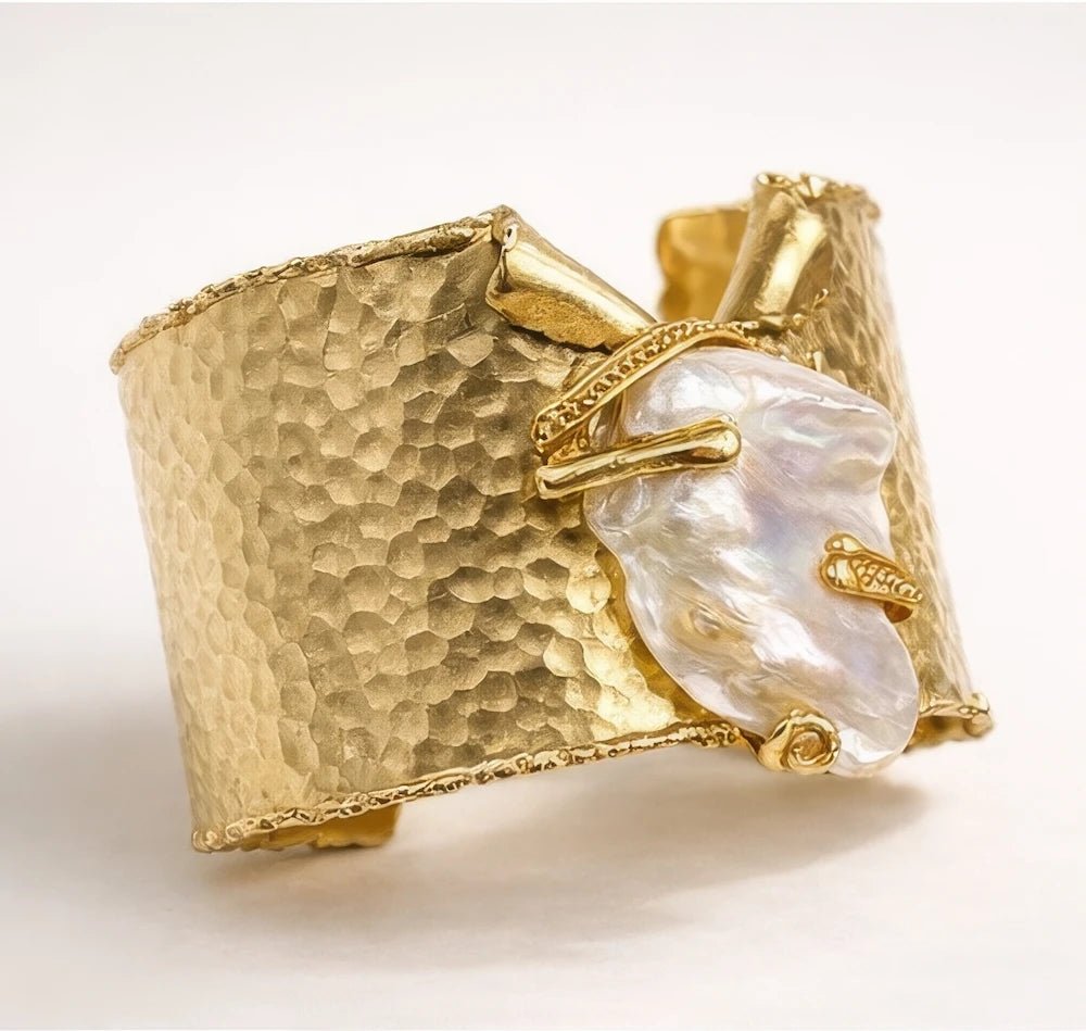Baroque Pearl Hammered Cuff Bracelet – Gold - ELLY