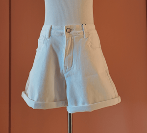 Classic White Denim Shorts – ELLY - ELLY