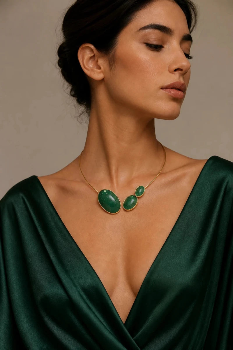 Collana Rigida con Pietre Ovali Verdi - ELLY
