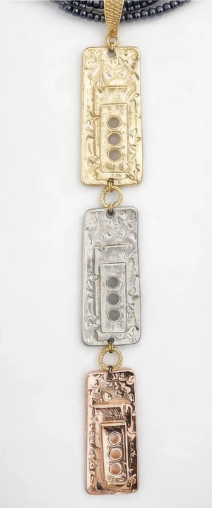 Leather necklace featuring zamak metal and rhodium plating in gold, rose gold, and silver. - ELLY