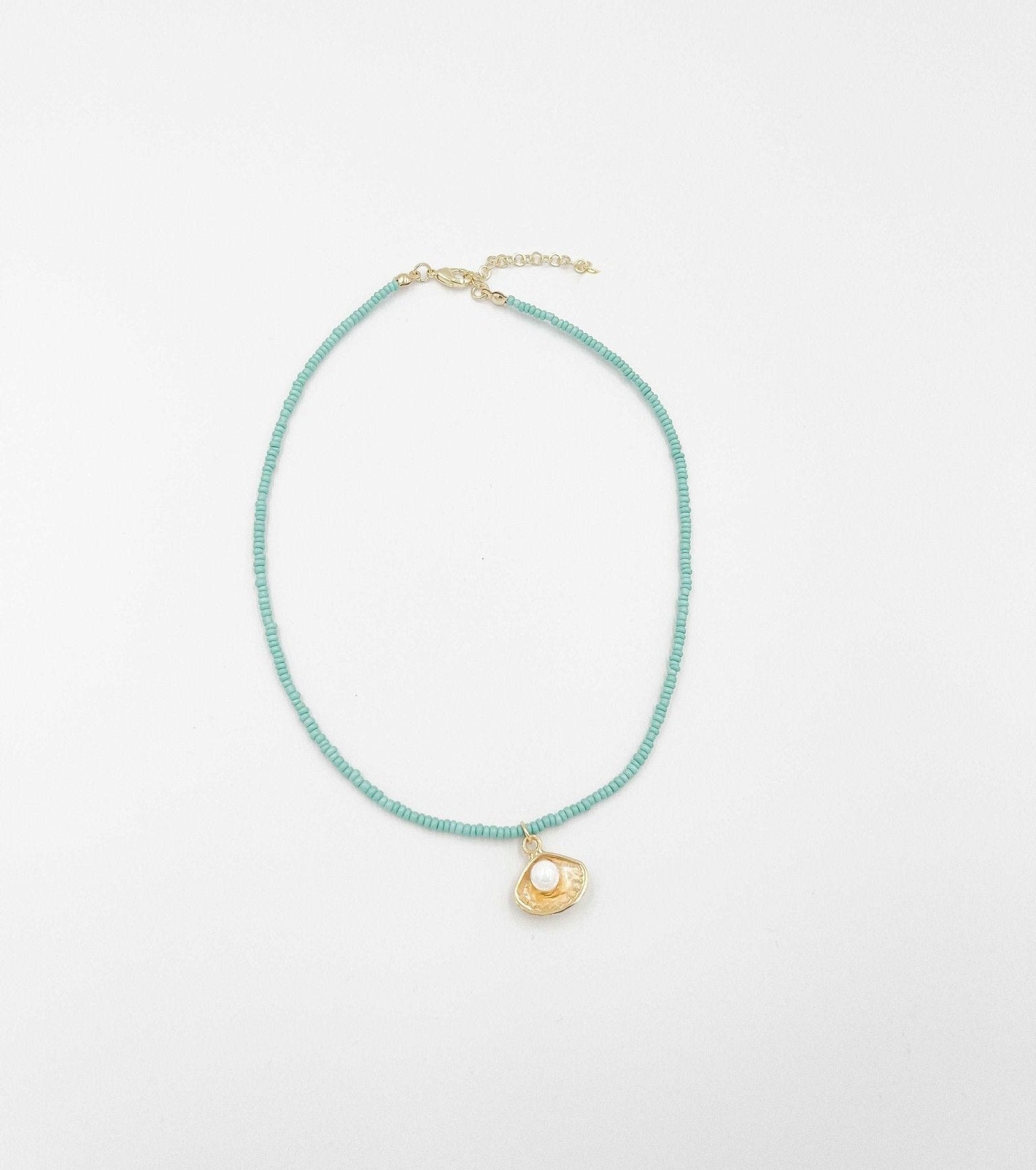 18 karat gold plated necklace featuring beads and a striking Japanese pearl pendant - ELLY