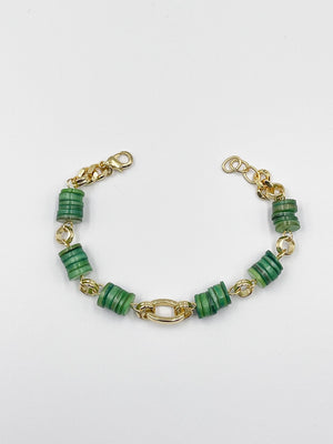 Stunning bracelet, featuring an 18-karat gold-plated chain and gorgeous colored nacre stone - ELLY