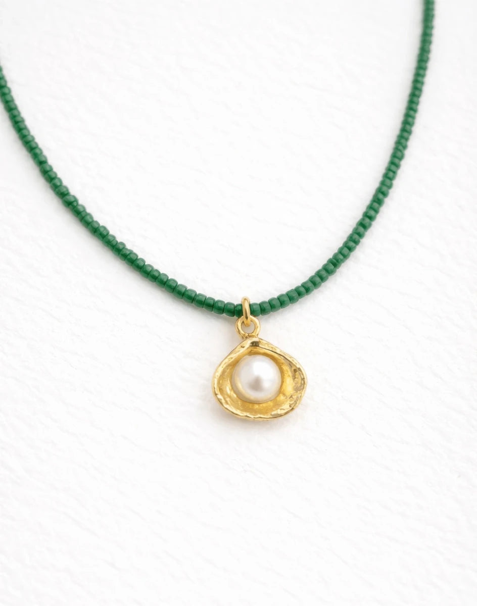 18 karat gold plated necklace featuring beads and a striking Japanese pearl pendant - ELLY