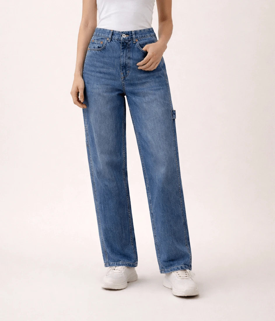 Wide-Leg Frayed Hem Jeans
