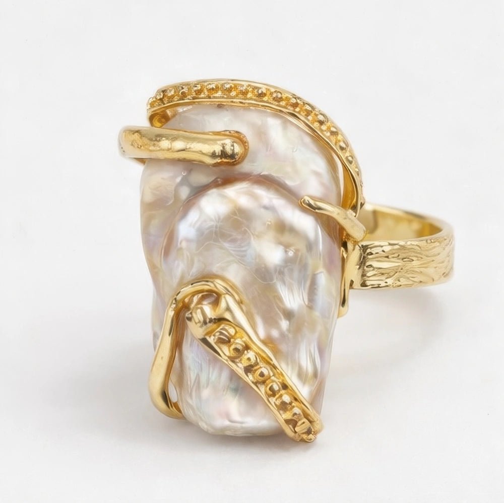 Baroque Pearl Statement Ring – Gold - ELLY