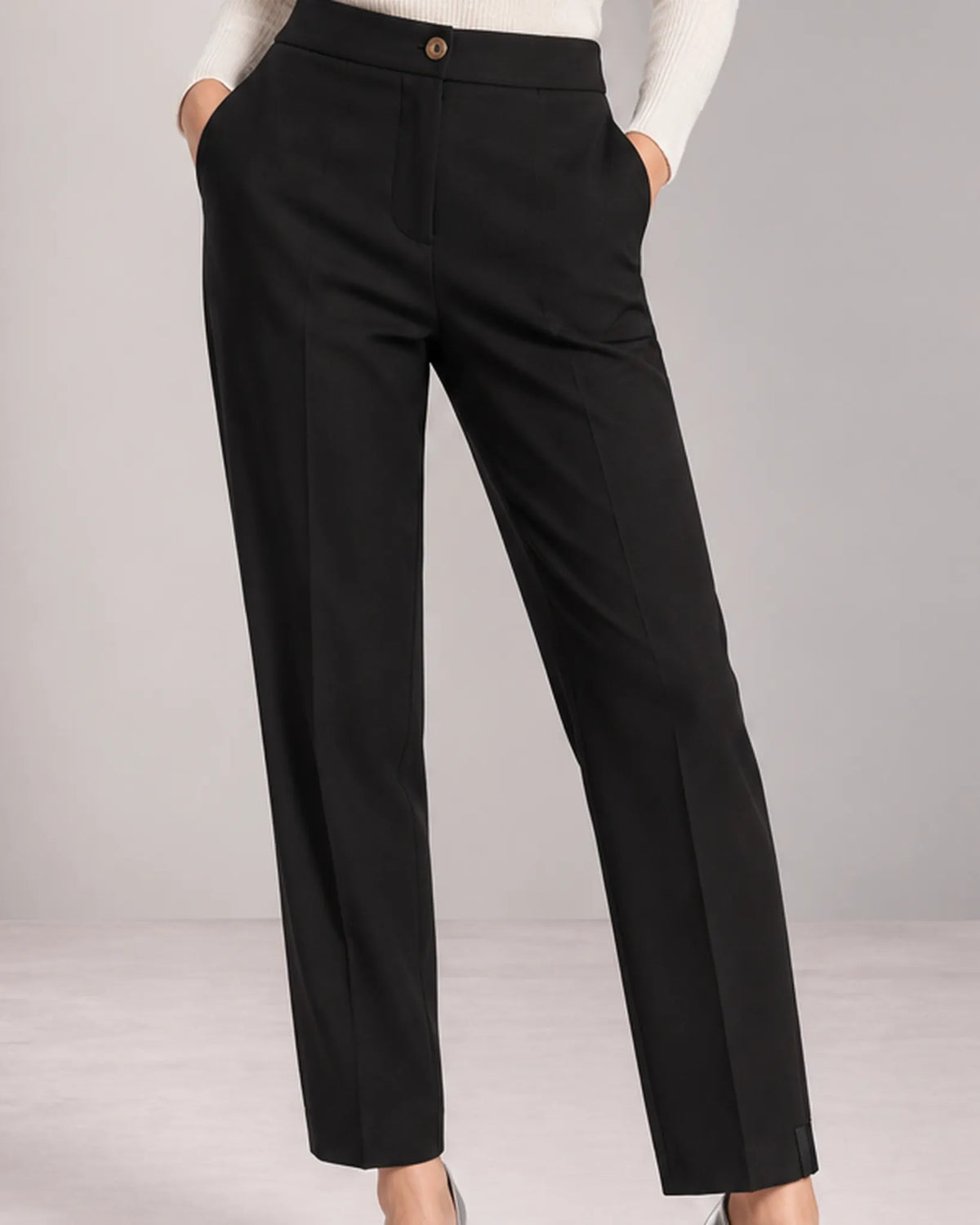 Bianca tailored trousers in Nero, product detail, Made in Italy