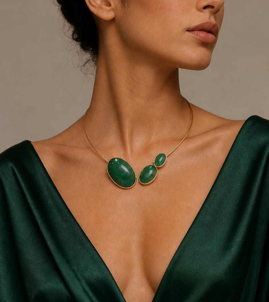 Collana Rigida con Pietre Ovali Verdi - ELLY