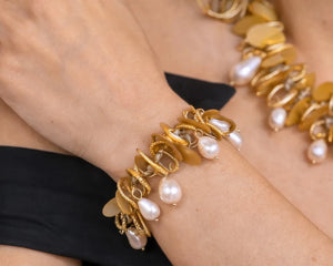 Exquisite Gold Leaf Bracelet Featuring Baroque Pearls - ELLY