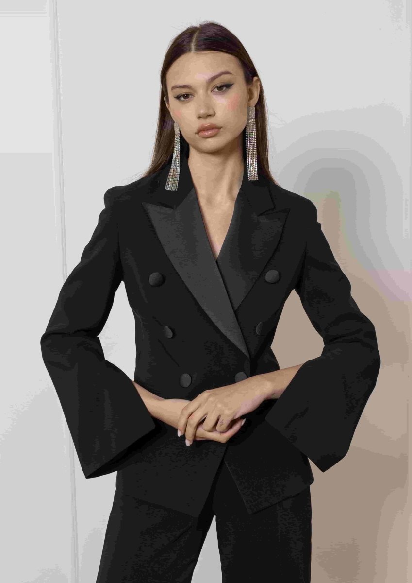 Sale – Exclusive Offers by ELLY