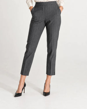 Close-up of ELLY Pantaloni Gessati Grigio: grey pinstripe trousers with front pleats and tapered ankle-length legs.