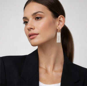 Zamak earrings plated in rhodium and finished in luxurious silver - ELLY