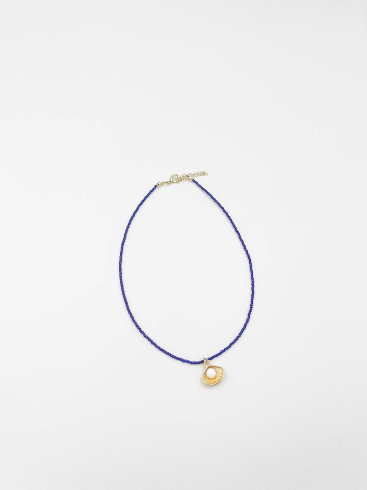 18 karat gold plated necklace featuring beads and a striking Japanese pearl pendant - ELLY