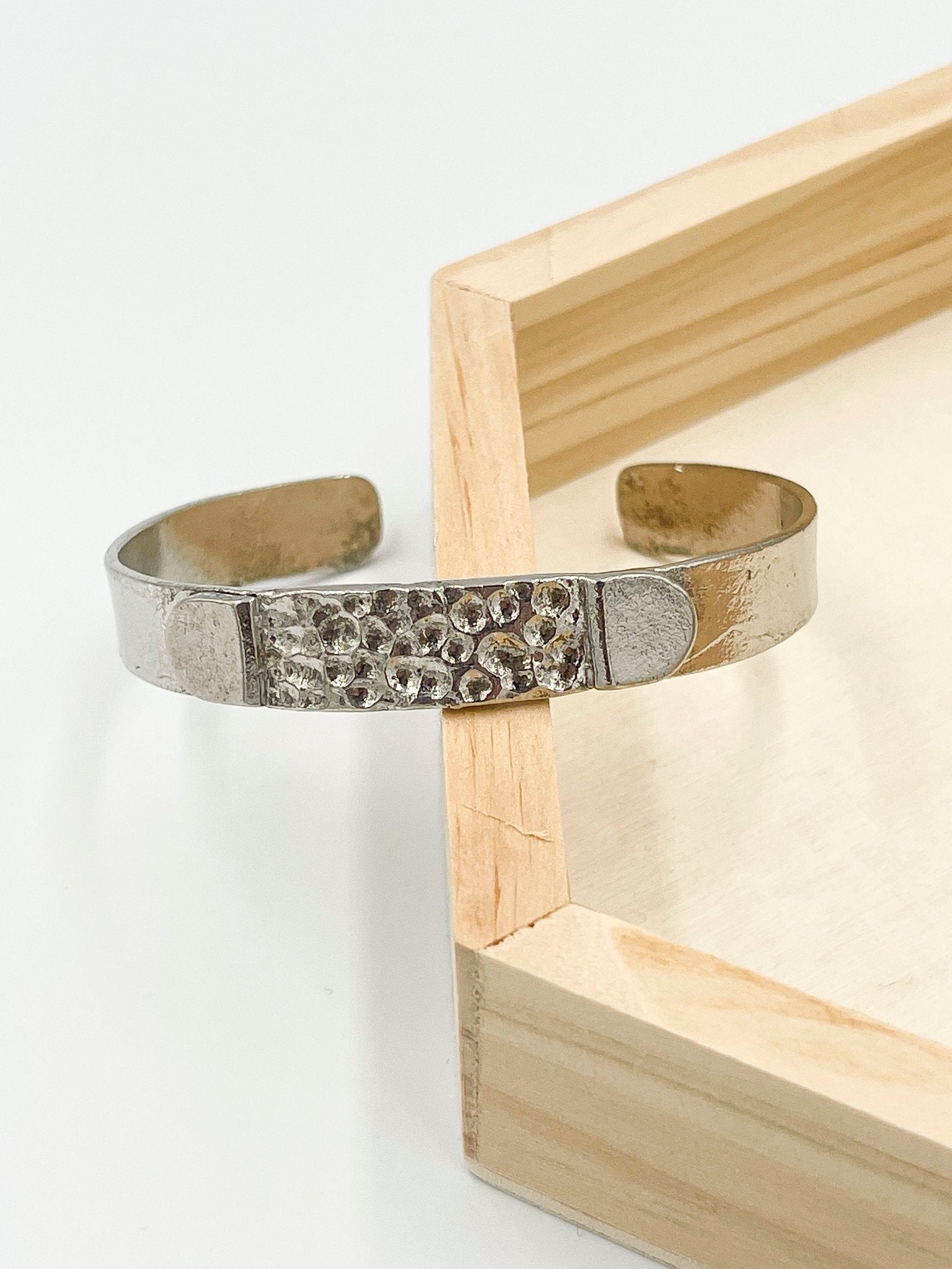 Rhodium coated brass bracelet  - ELLY